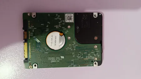 هارد اینترنال مدل WD3200BUCT ظرفیت 320 گیگابایت