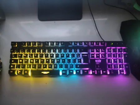 ست گیمینگ ارزلی مدل R_X_ESSENTIAL_PACK_RGB، سوییچ ممبران، Full-Size، نورپردازی LED RGB