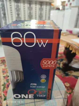 لامپ ال ای دی 60 وات مدل BT6040 پایه E27