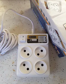 محافظ ولتاژ الکترونیکی نمودار کنترل مدل M113A مناسب کامپیوتر و لوازم صوتی تصویری