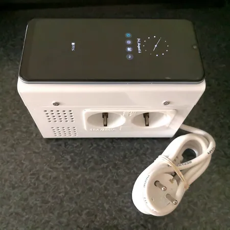 محافظ ولتاژ سارا مدل P152F مناسب برای تلویزیون و کامپیوتر