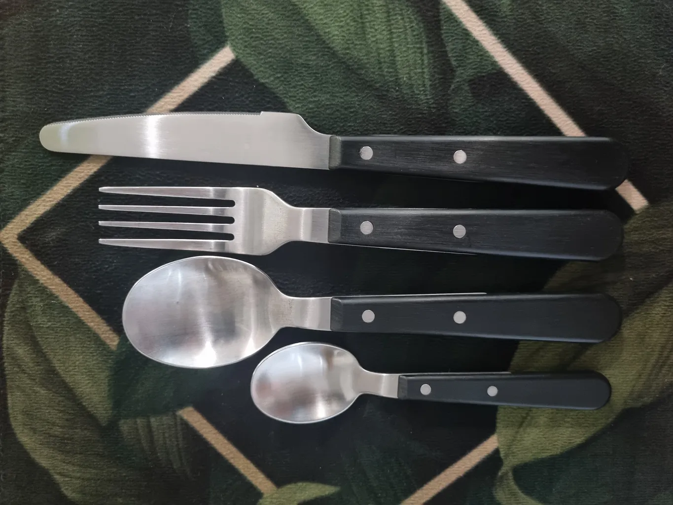 سرویس قاشق و چنگال 24 پارچه ایکیا کد 00431844