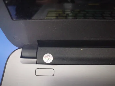 باتری لپ تاپ 4 سلولی مدل HS04 مناسب برای لپ تاپ اچ پی 250 G4