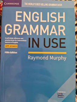 کتاب ENGLISH GRAMMAR IN USE اثر raymond murphy انتشارات رهنما