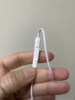 هدفون اپل مدل EarPods با کانکتور لایتنینگ