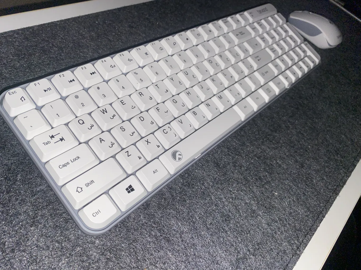 کیبورد و ماوس بی سیم بیاند مدل BMK-2261RF، سوییچ ممبران، Compact 1800