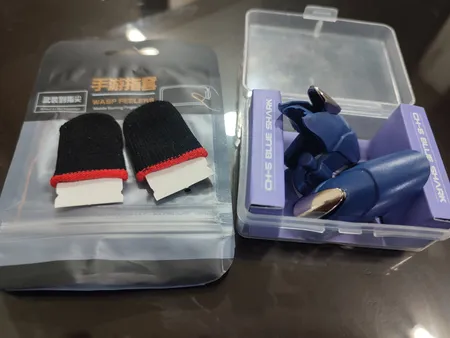 دسته بازی مدل Blue Shark به همراه آستین کنترل کننده انگشت