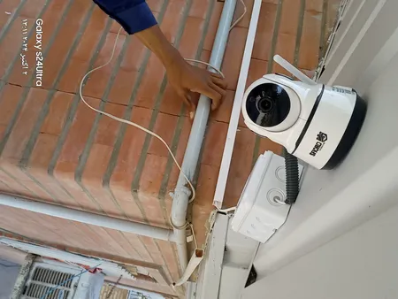 دوربین مداربسته تحت شبکه اسفیورد مدل SZM110