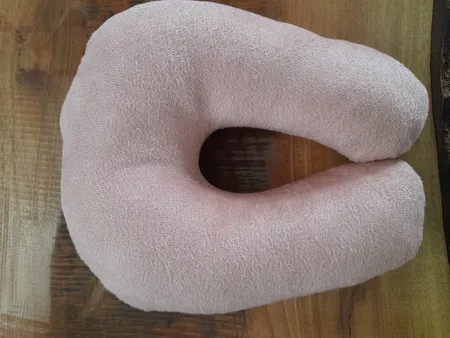 بالش دور گردنی Paya کدBN04