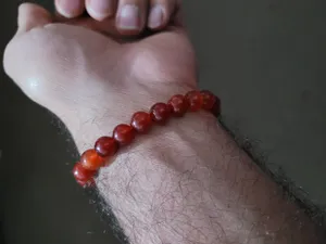 تجریه خرید دستبند سلین کالا مدل سنگ عقیق سرخ اسپرت کد 102