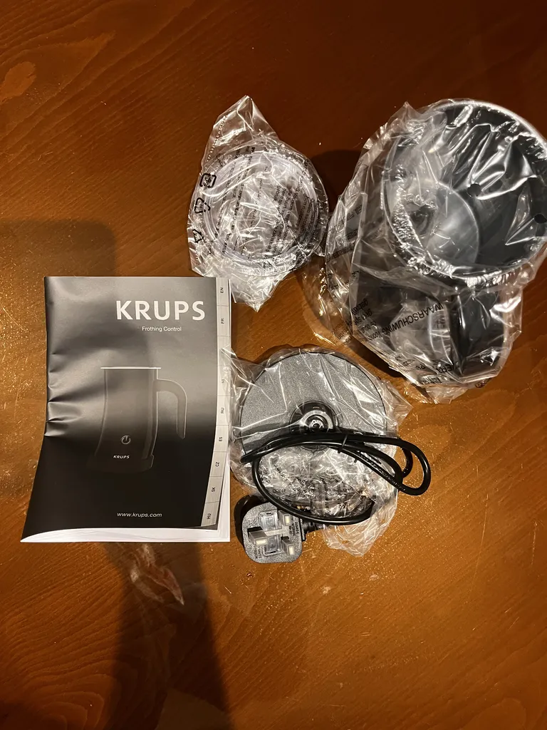 کف ساز شیر کروپس مدل XL1008