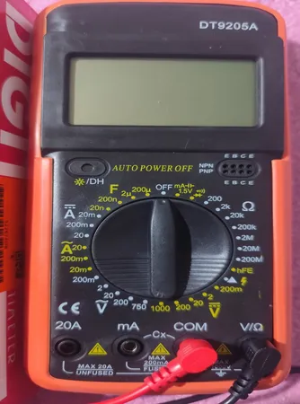 مولتی متر دیجیتال مدل 9205A