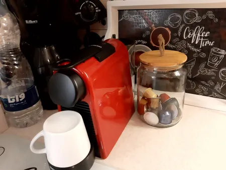 اسپرسوساز نسپرسو مدل Essenza Mini Magimix