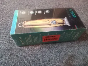 تجریه خرید ماشین اصلاح موی صورت و بدن وی جی ار مدل V-188