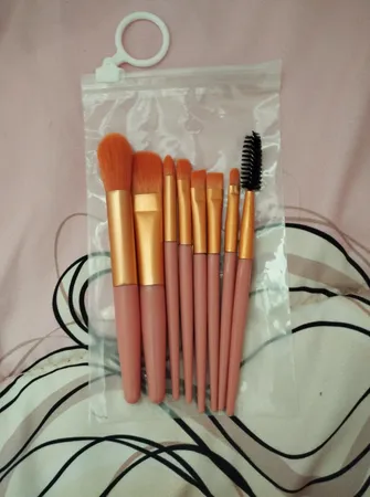 برس آرایشی مدل نئونی کد a-700 مجموعه 8 عددی