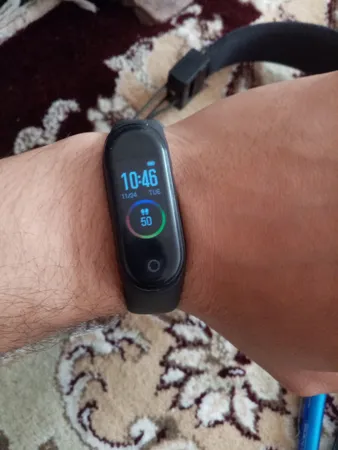 مچ بند هوشمند کد M4