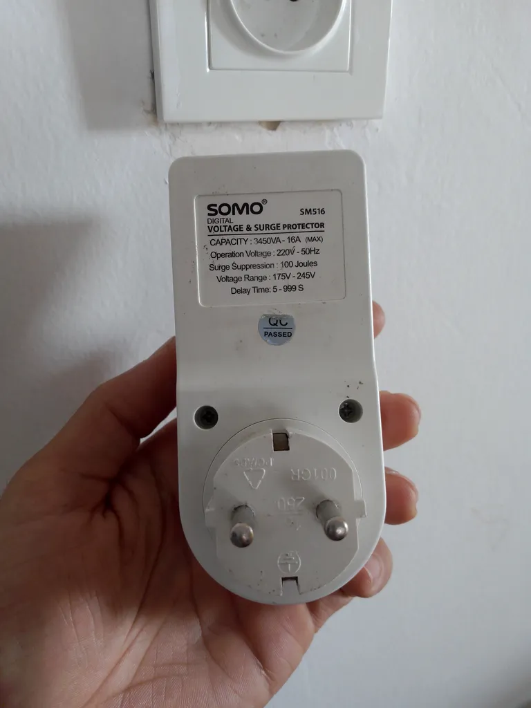 محافظ ولتاژ سومو مدل SM516