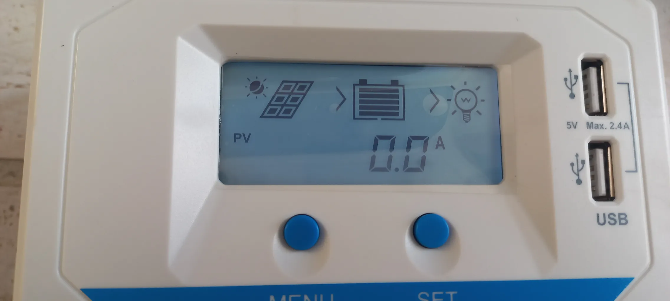 کنترل کننده شارژ خورشیدی ایپی اور مدل VS3024AU PWM