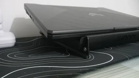 پایه نگهدارنده لپ تاپ مدل  tuneex