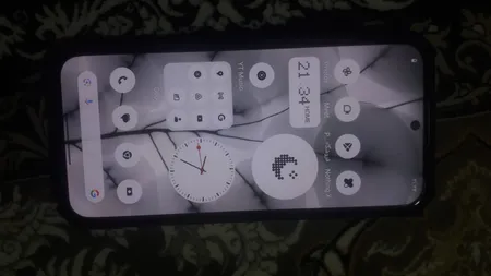 گوشی موبایل ناتینگ مدل Phone 2a دو سیم کارت ظرفیت 256 گیگابایت رم 12 گیگابایت