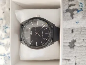 تجریه خرید ساعت مچی عقربه ای کیو اند کیو مدل VS68J004Y