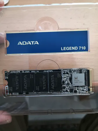 اس اس دی اینترنال PCIe Gen3 x4 ای دیتا مدل LEGEND 710 ظرفیت 256 گیگابایت