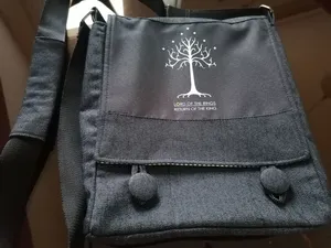 تجریه خرید کیف دوشی گالری چی چاپ طرح Lord of the rings کد 65623