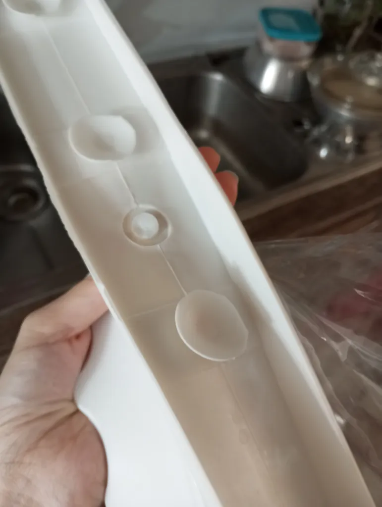 آبگیر کنار سینک مدل سیلیکونی طرح شیروانی