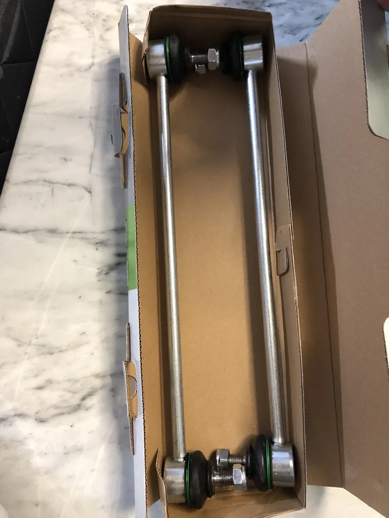 قطعات جلوبندی پیشرو صنعت مدل SET_6 مناسب برای پژو 206 بسته  6 عددی