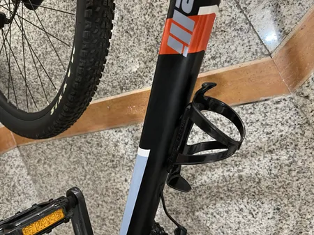 بست قمقمه دوچرخه مدل 001