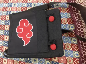 تجریه خرید کیف رودوشی چی چاپ طرح انیمه ناروتو کد itachi uchiha