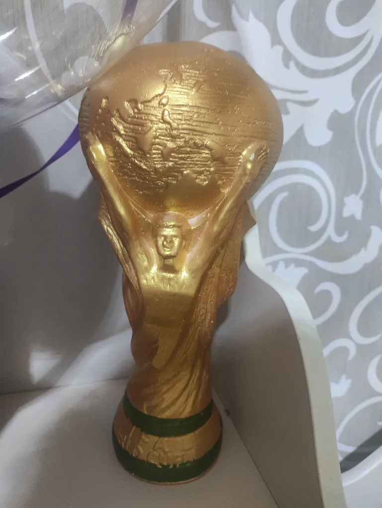 مجسمه گالری هنری کهن مدل کاپ جام جهانی