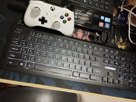 کیبورد گرین مدل GK304، سوییچ ممبران، Full Size، نورپردازی تک رنگ