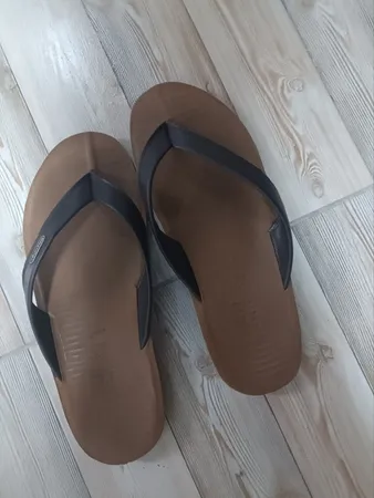 دمپایی لاانگشتی مردانه شهپر مدل استانبول 103 کد 2-7644