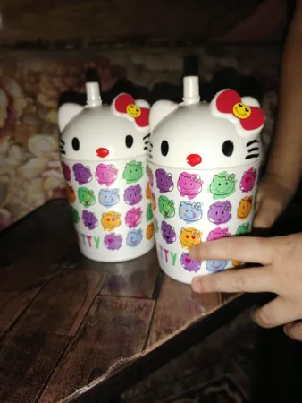 قمقمه کودک طرح کیتی حجم 0.3 لیتر