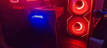 کارت گرافیک گیگابایت مدل RTX 3060 GAMING OC 12G