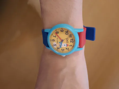 ساعت مچی عقربه ای کیو اند کیو مدل VS49J009Y