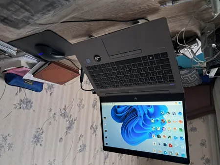 پایه نگهدارنده لپ تاپ مدل 001