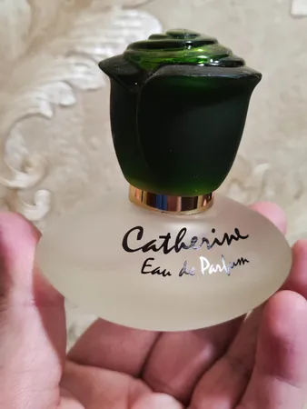 ادوپرفیوم زنانه مدل Catherine حجم 45 میلی‌لیتر