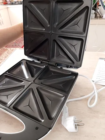 ساندویچ ساز دسینی مدل 400