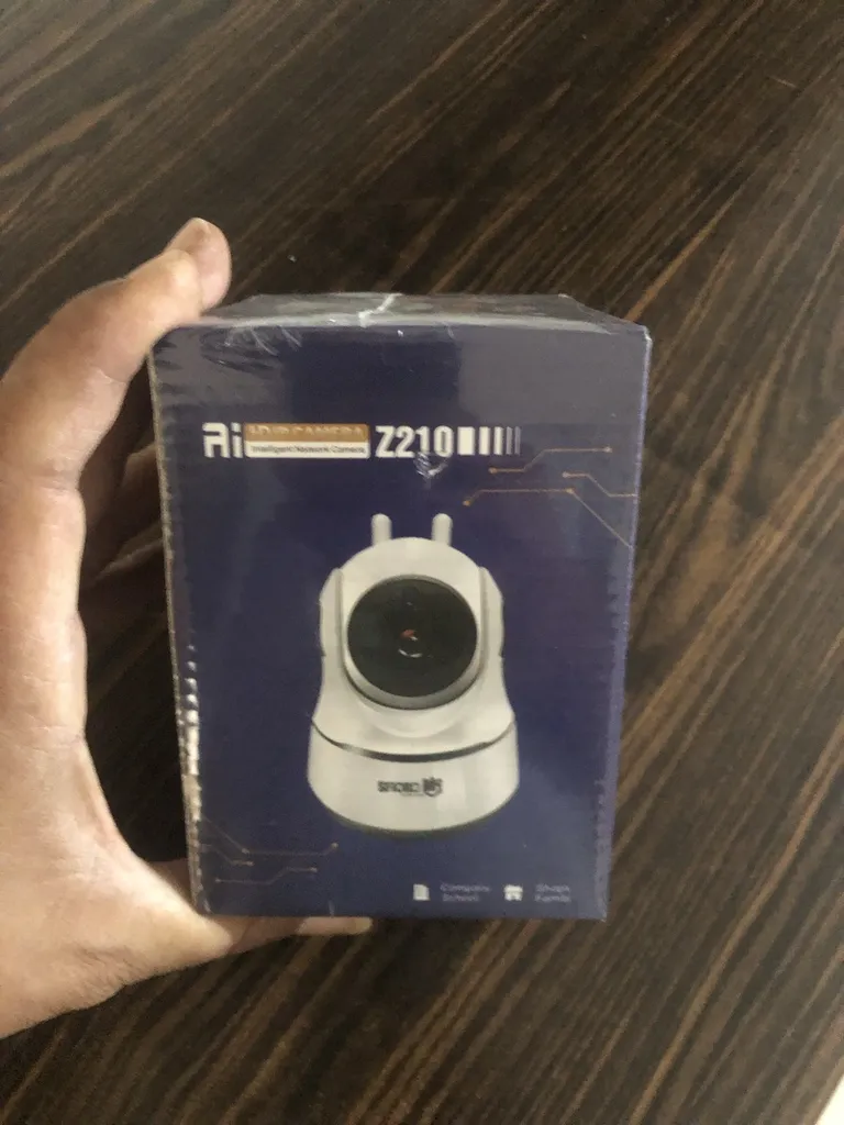 دوربین مداربسته بیسیم تحت شبکه اسفیورد مدل Z-210