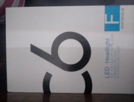 لامپ هدلایت خودرو مدل C6 H7 مناسب برای پژو پارس بسته دو عددی