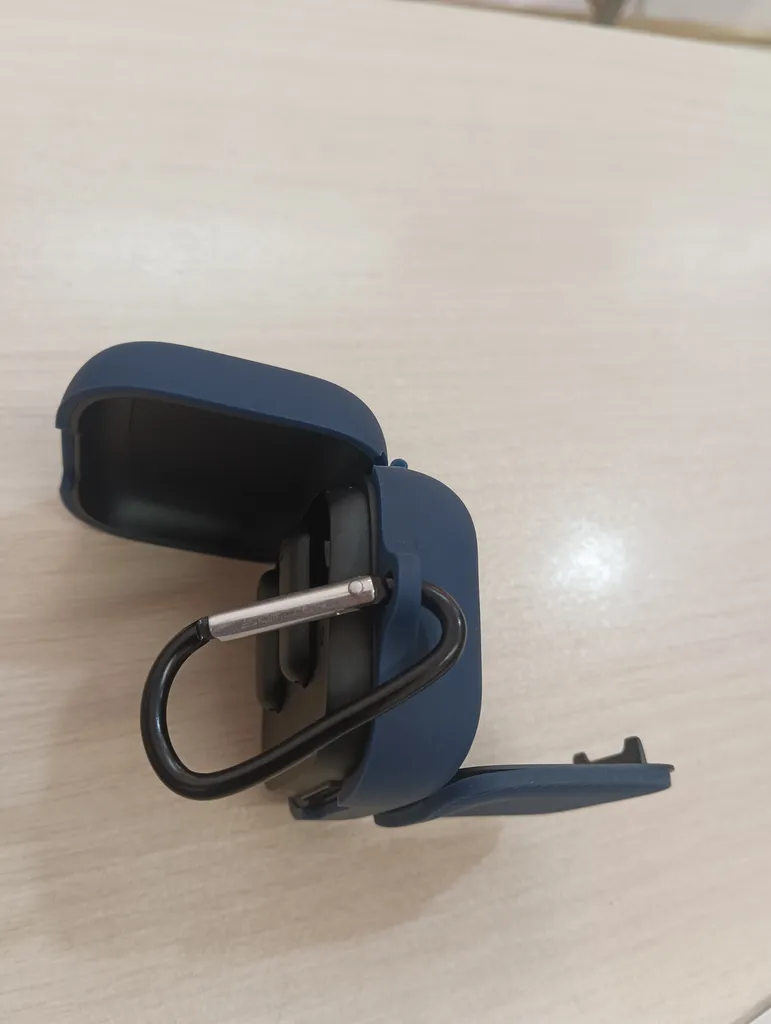 کاور آلتیمیت شیلد مدل Silicon-UL مناسب برای کیس هدفون بی سیم انکر Soundcore R50i NC