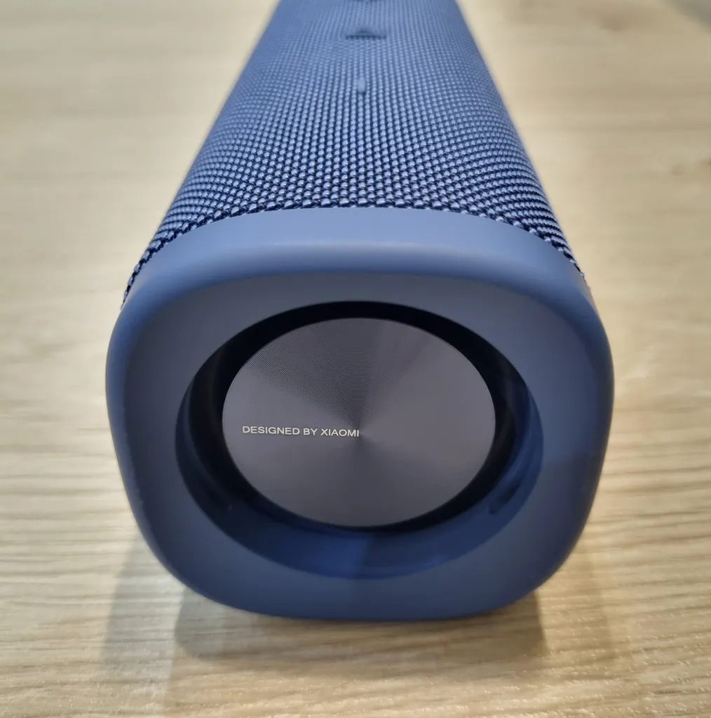 اسپیکر بلوتوثی قابل حمل شیائومی مدل Sound Outdoor