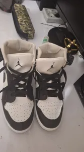 تجریه خرید کفش بسکتبال مدل وان