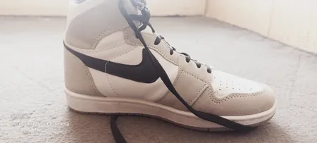 کفش مخصوص دویدن مدل Air Jordan 1 Mid Light Smoke