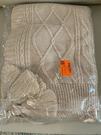 شال مبل مدل پانچدوزی کد 2 سایز 170×140 سانتیمتر