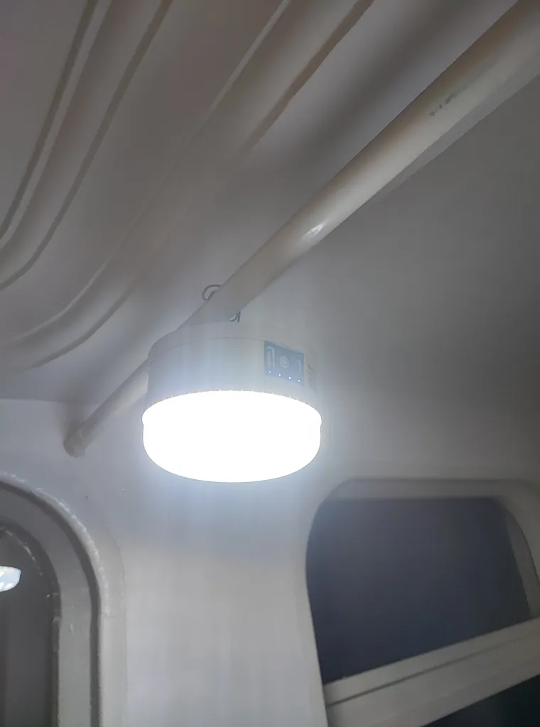 چراغ آویز چادر دی پی مدل P-7823