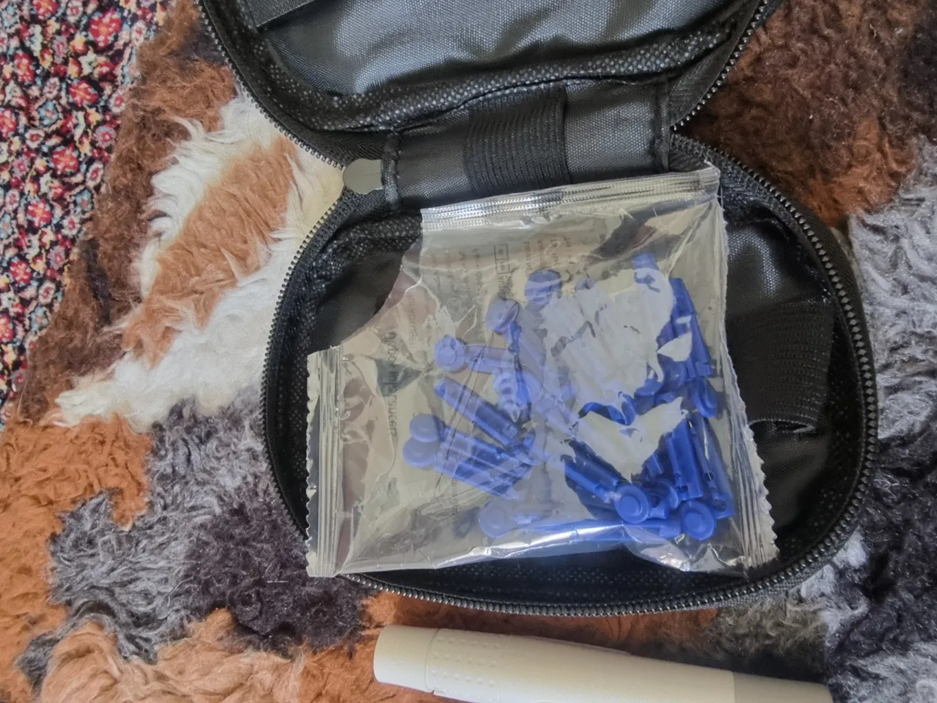 دستگاه تست قند خون دیابان مدل SMM 1000 به همراه نوار تست قند خون بسته 25 عددی