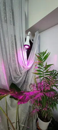 لامپ رشد گیاه 7 وات مدل TL1808